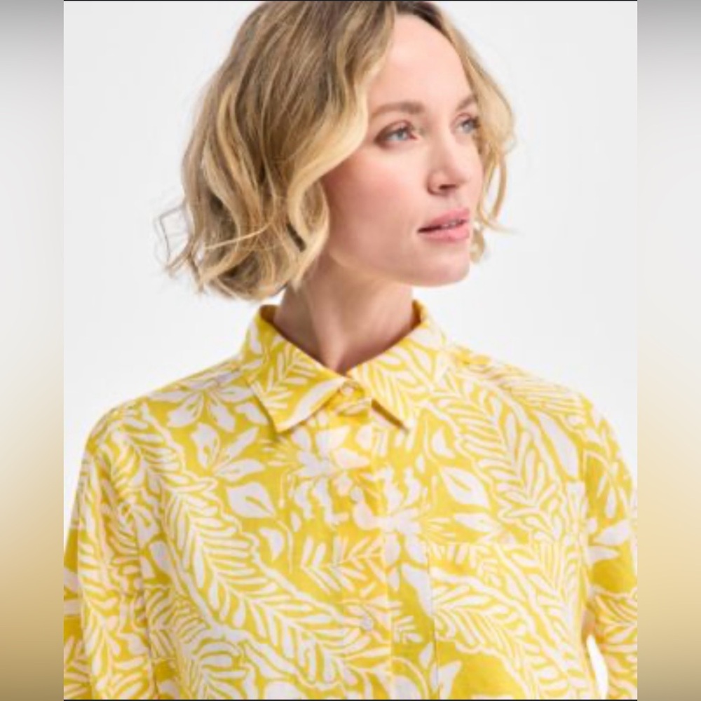 💎💎Chico's Sunny Yellow and Cream Floral Blouse - Picture 10 of 10